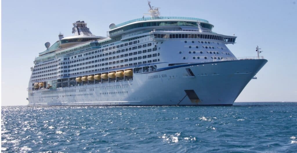 Cruise Ship
